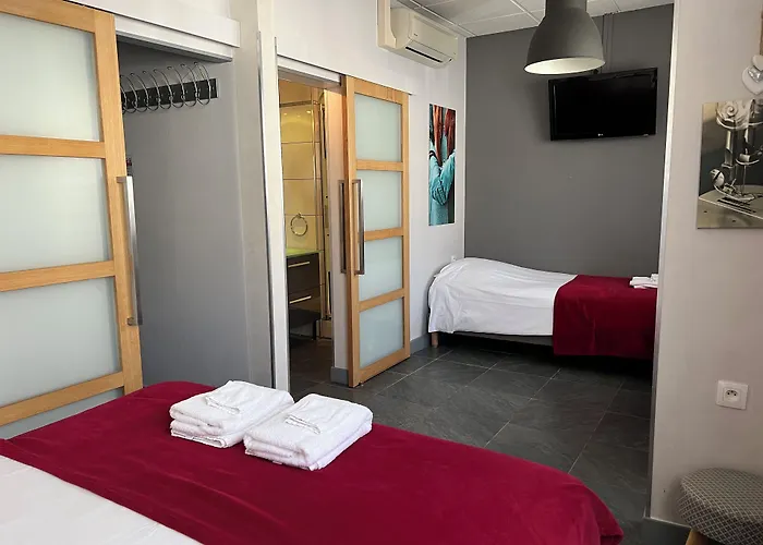 Logis Hotel Des Causses