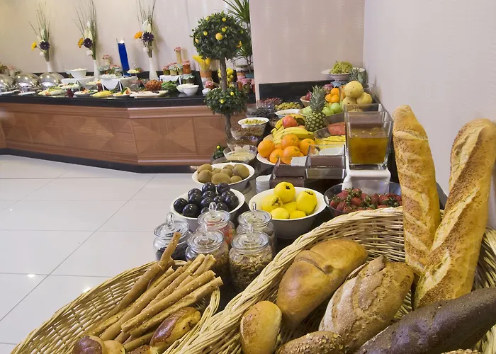 Tugcu Hotel Select