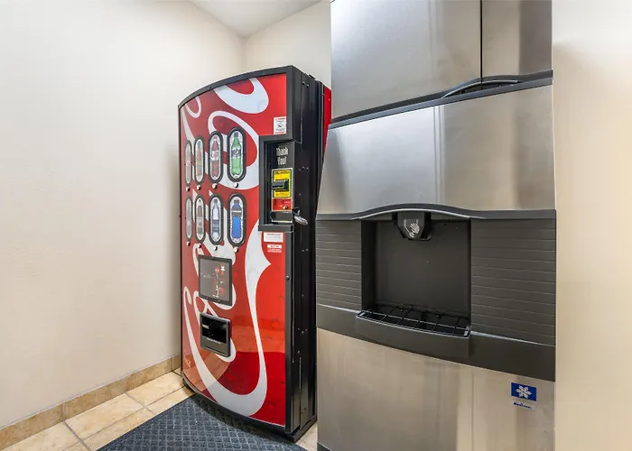 Best Western Plus Eastgate Inn & Suites