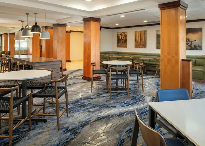 Fairfield Inn & Suites Santa Maria