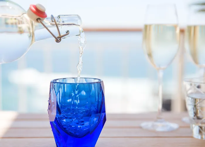 Compass House Boutique Hotel - Adults Only