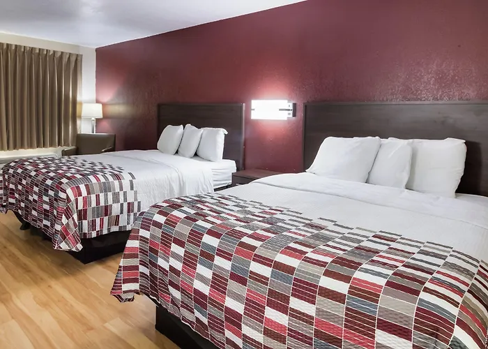 Red Roof Inn & Suites Commerce - Athens