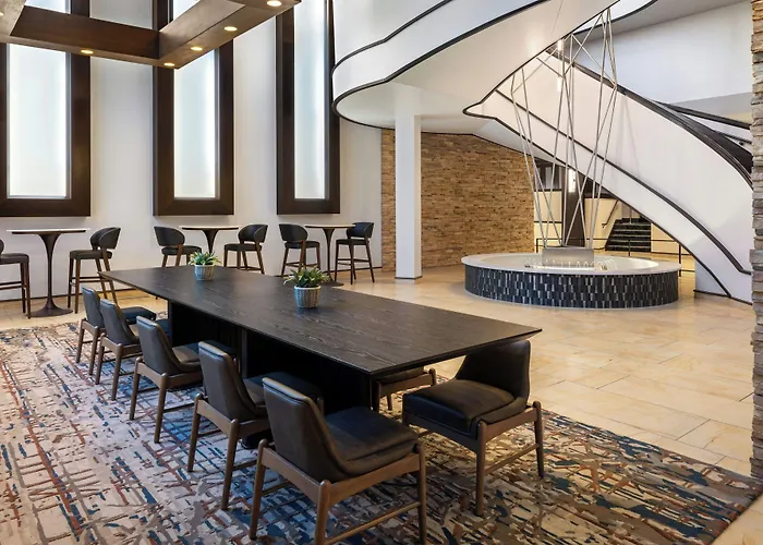 Marriott Bloomington Normal Hotel And Conference Center
