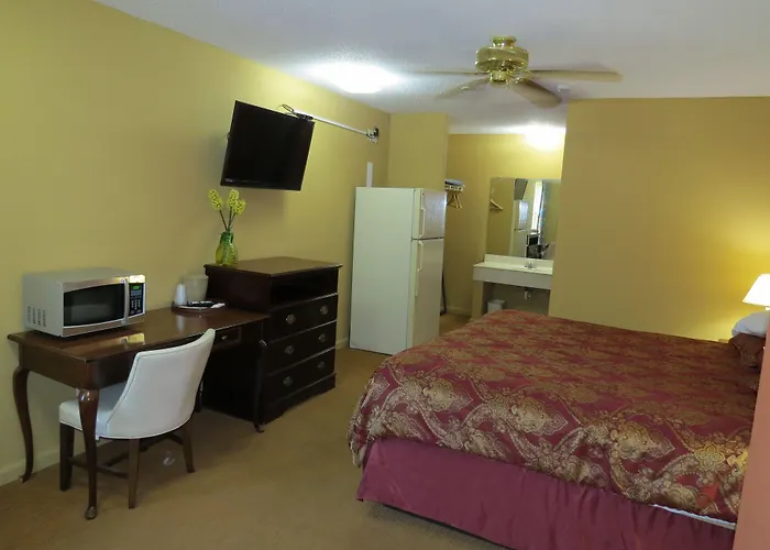 First Western Inn Caseyville
