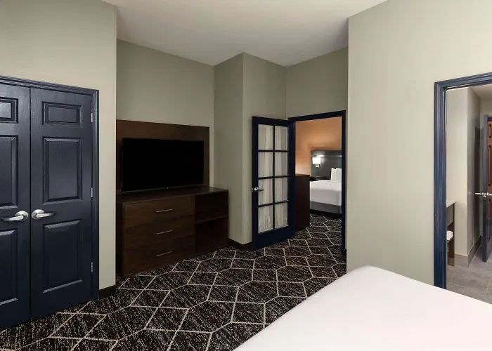 La Quinta By Wyndham Olathe