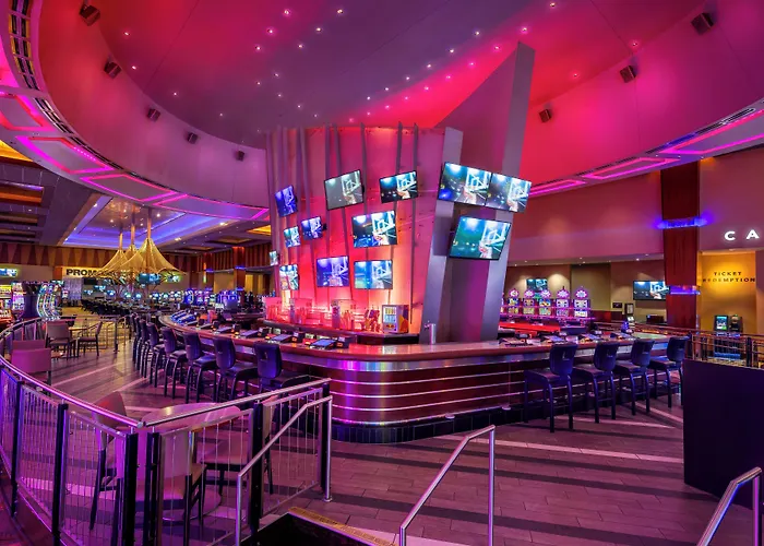 Isle Casino Hotel Waterloo Hotel & Casino - A Caesars Rewards Destination