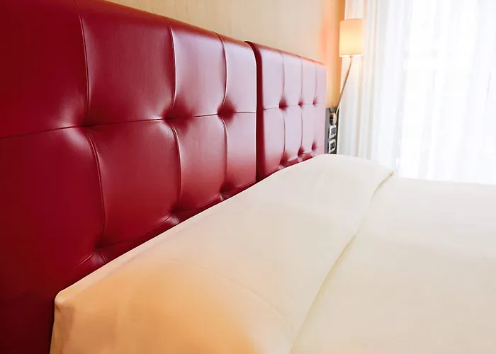 Victoria Hotel