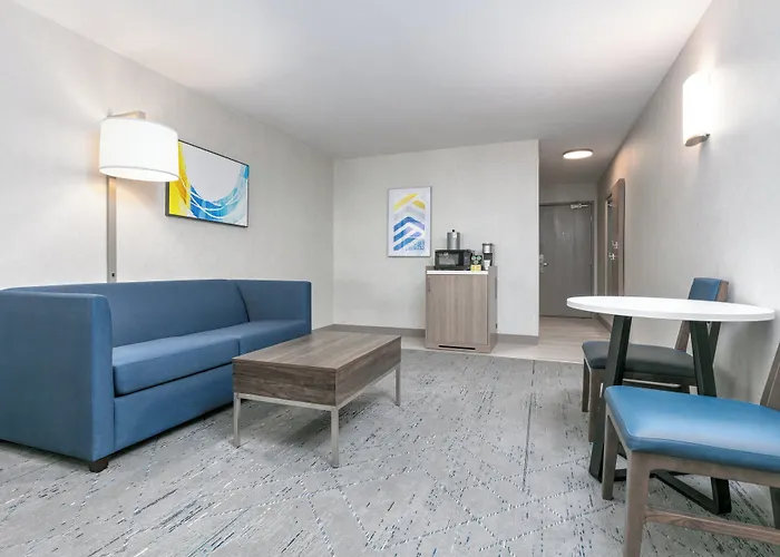 Holiday Inn Express Hotel And Suites Valparaiso By Ihg