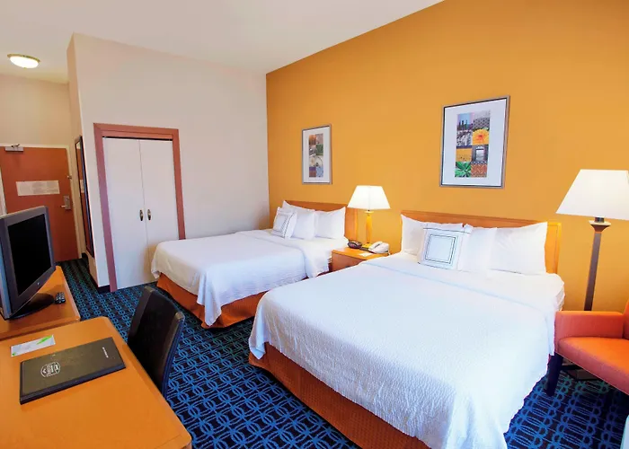 Fairfield Inn & Suites By Marriott Detroit Metro Airport Romulus