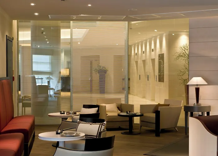 Starhotels Grand Milan