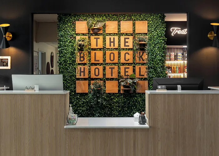 The Block Hotel Bentonville