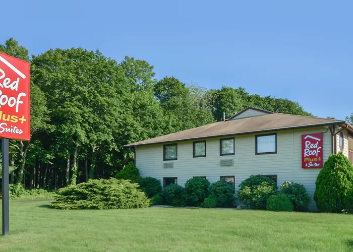 Red Roof Inn Plus+ & Suites Guilford