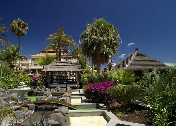 Regency Country Club, Apartments Suites