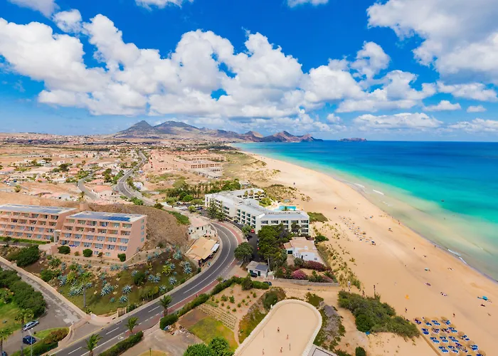 Vila Baleira Suites
