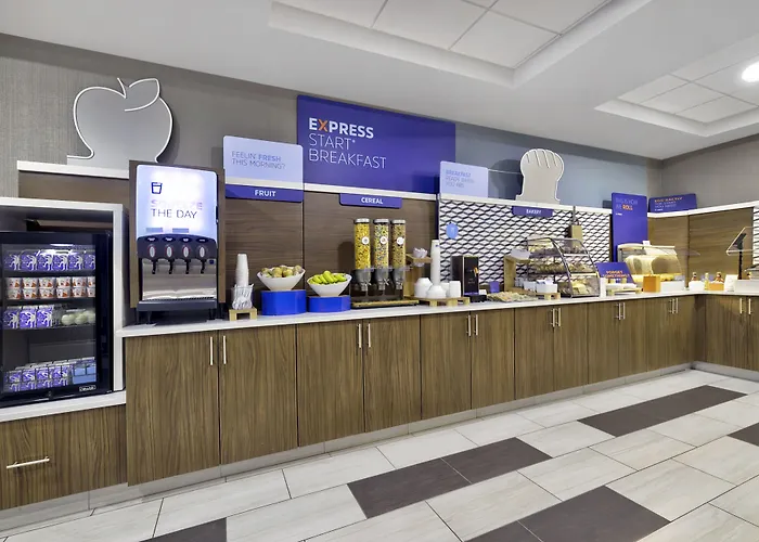 Holiday Inn Express Hotel & Suites Kansas City - Grandview By Ihg