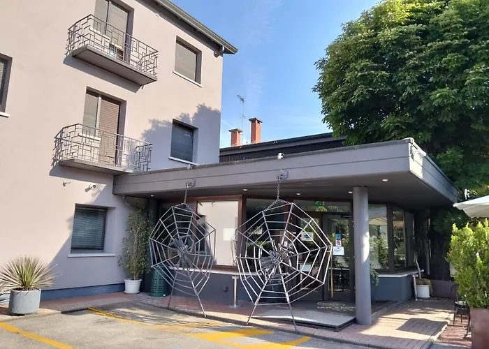 Hg Hotel Due Ragni