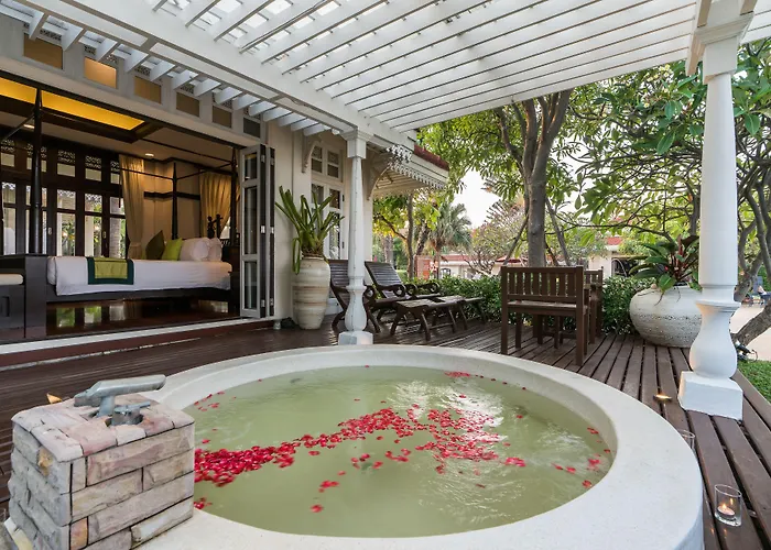 Wora Bura Hua Hin Resort & Spa