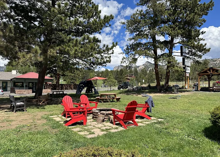 Estes Mountain Inn