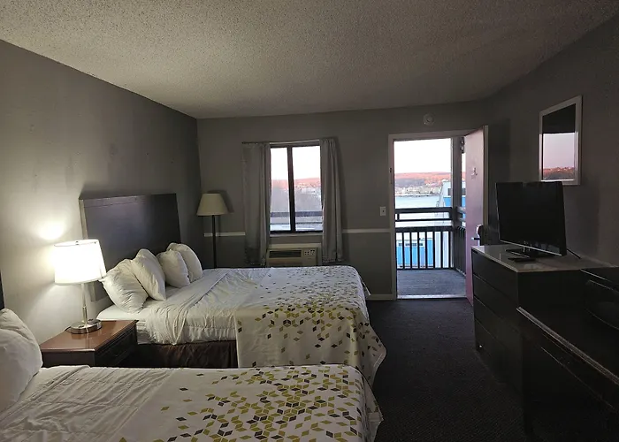 Hawk'S Nest Lodge
