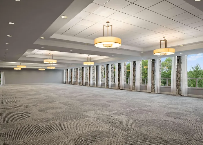 Doubletree By Hilton Pittsburgh Airport