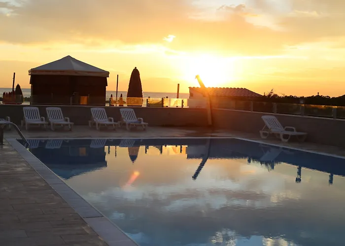 Sea Lion Hotel