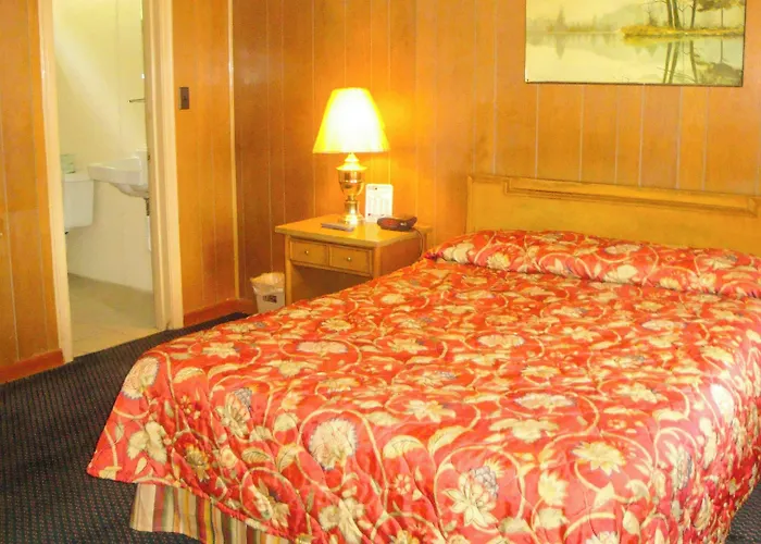 Golden Wheat Budget Host Inn Junction City