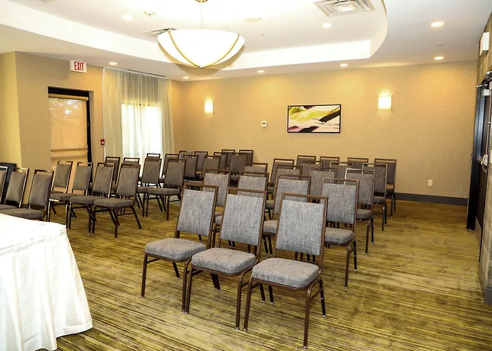 Courtyard By Marriott Toronto Brampton