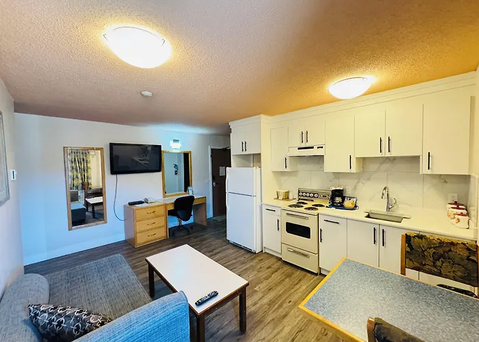 Canadas Best Value Inn & Suites-Castlegar