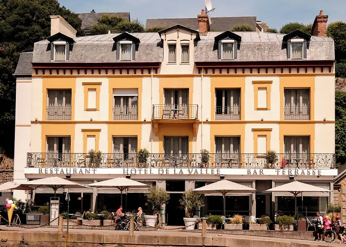 Hotel De La Vallee