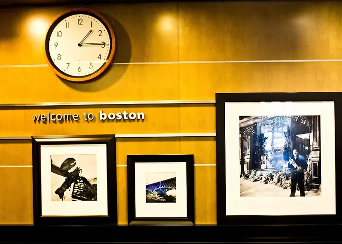 Hampton Inn & Suites Boston Crosstown Center