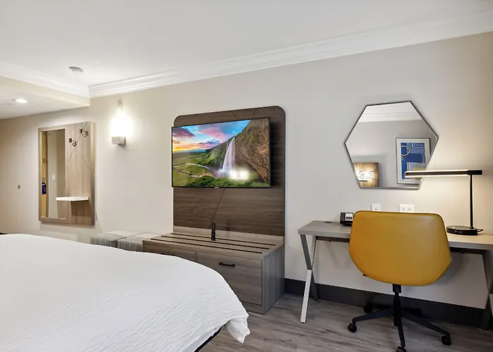 Holiday Inn Express Hotel & Suites Vacaville By Ihg