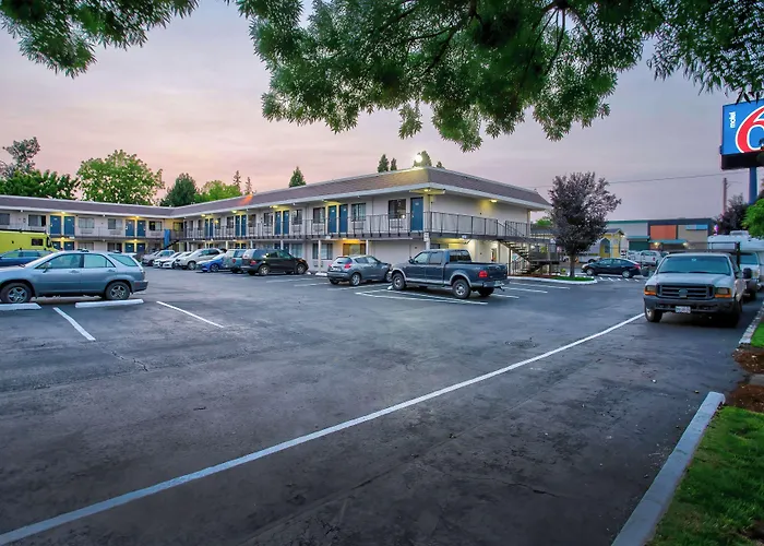 Motel 6-Salem, Or