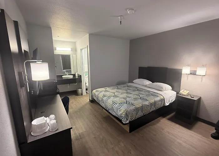 Motel 6-Des Moines, Ia - North
