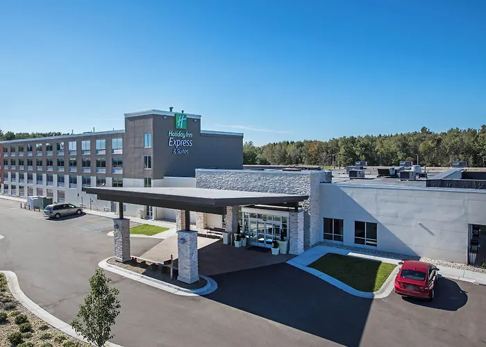 Holiday Inn Express & Suites Ludington By Ihg