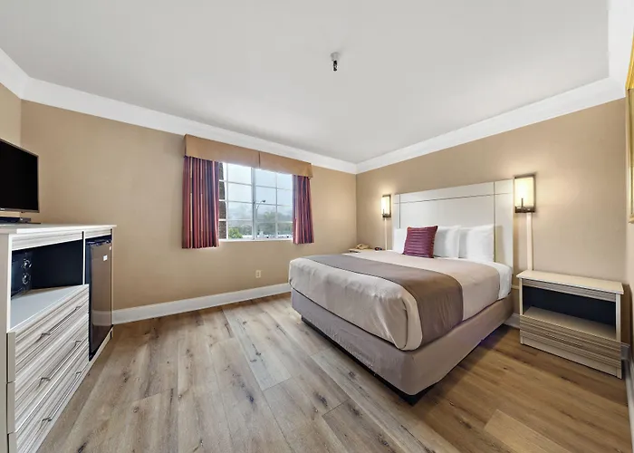 Americas Best Value Inn San Clemente Beach