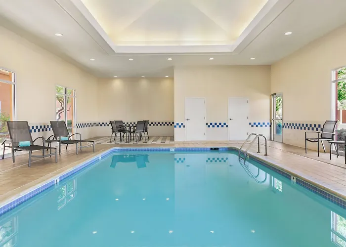 Fairfield Inn & Suites By Marriott Reno Sparks
