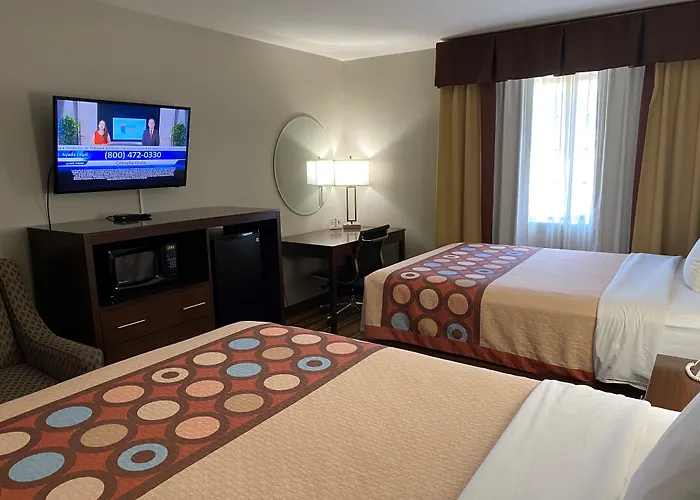 Super 8 By Wyndham Claremore Ok