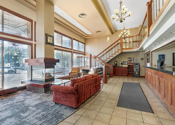 Best Western Plus Baker Street Inn