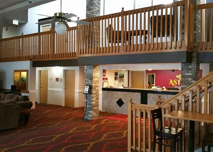 Lexington Inn And Suites