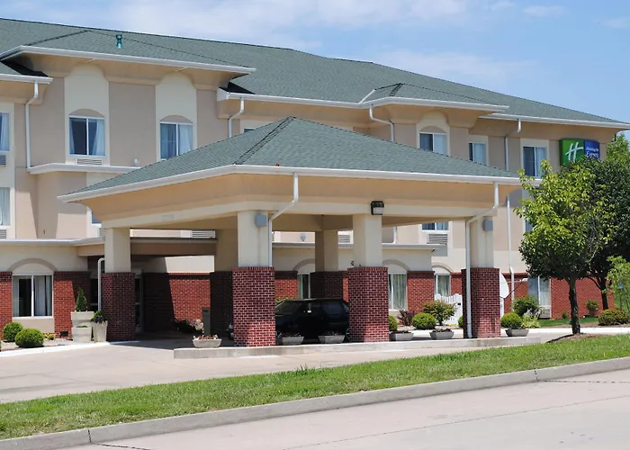 Holiday Inn Express Boonville By Ihg