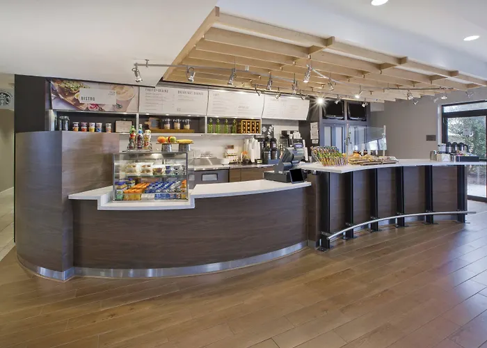 Courtyard By Marriott Somerset