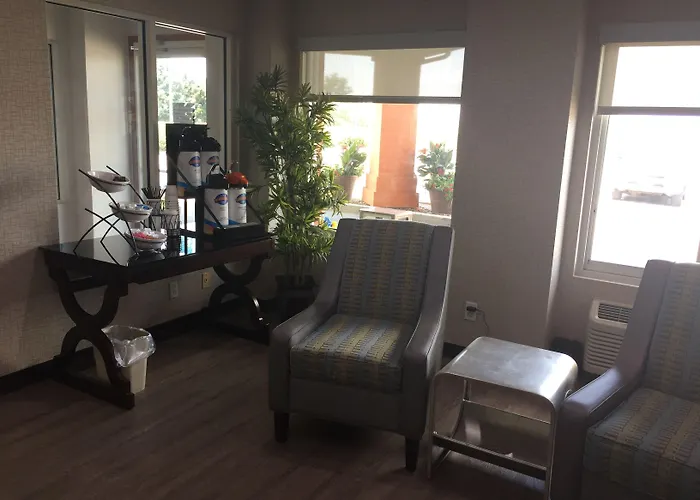 Baymont By Wyndham Pella