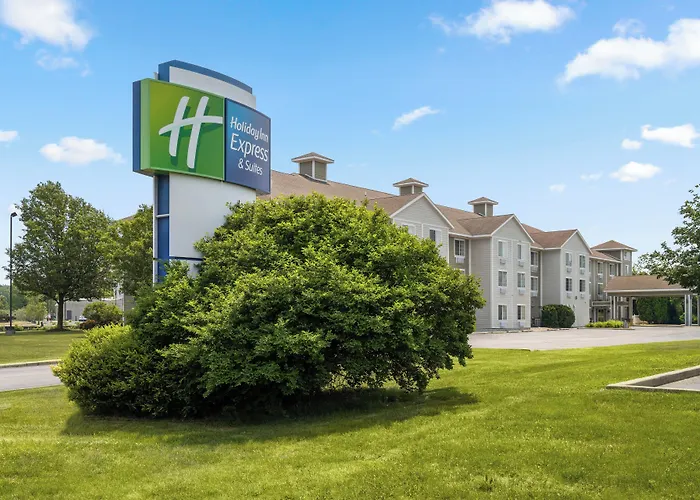 Holiday Inn Express & Suites New Buffalo, Mi By Ihg