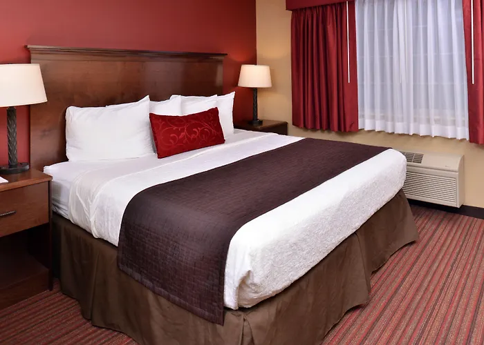 Best Western Woodland Inn
