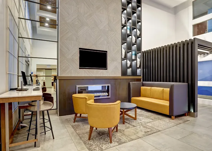 Holiday Inn Express Whitby Oshawa By Ihg