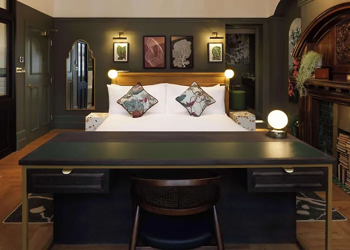 The Samuel Ryder Hotel St Albans, Tapestry Collection Hilton