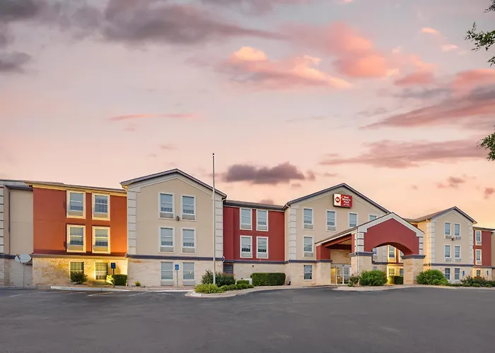 Best Western Plus Georgetown Inn & Suites