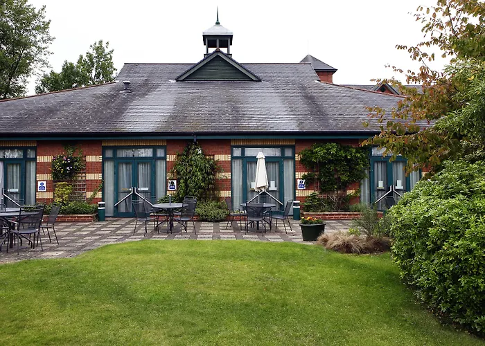 Wigan Oak Hotel By Belvilla