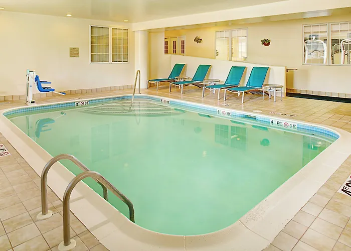 Towneplace Suites By Marriott Manchester-Boston Regional Airport