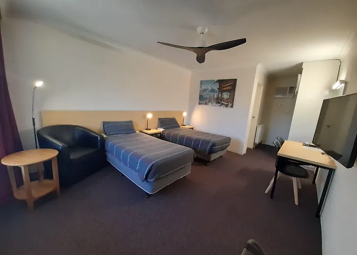 Cooma Motor Lodge Motel